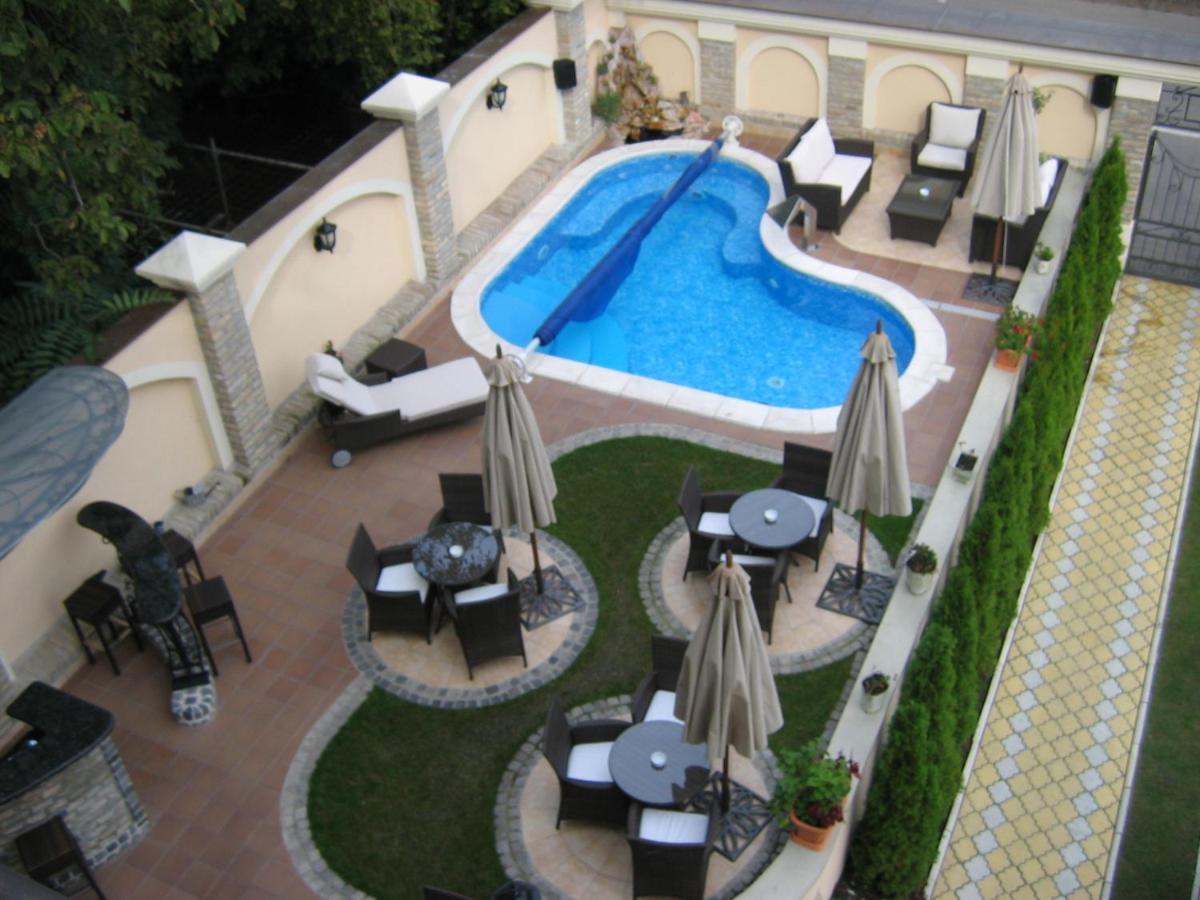 Hotel Vila Lago Палич Екстериор снимка
