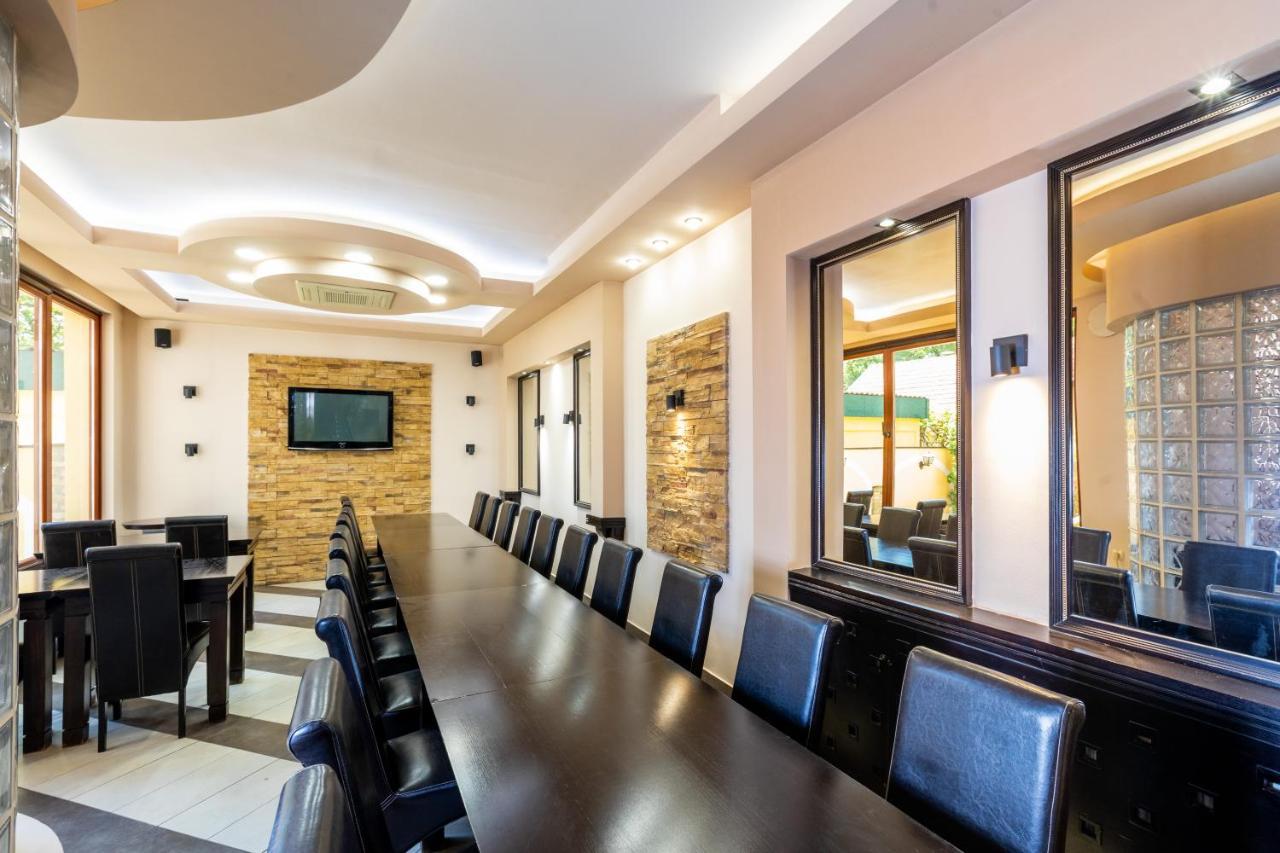 Hotel Vila Lago Палич Екстериор снимка