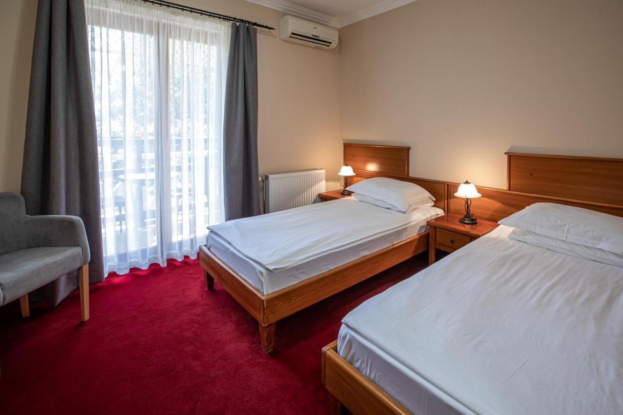 Hotel Vila Lago Палич Екстериор снимка
