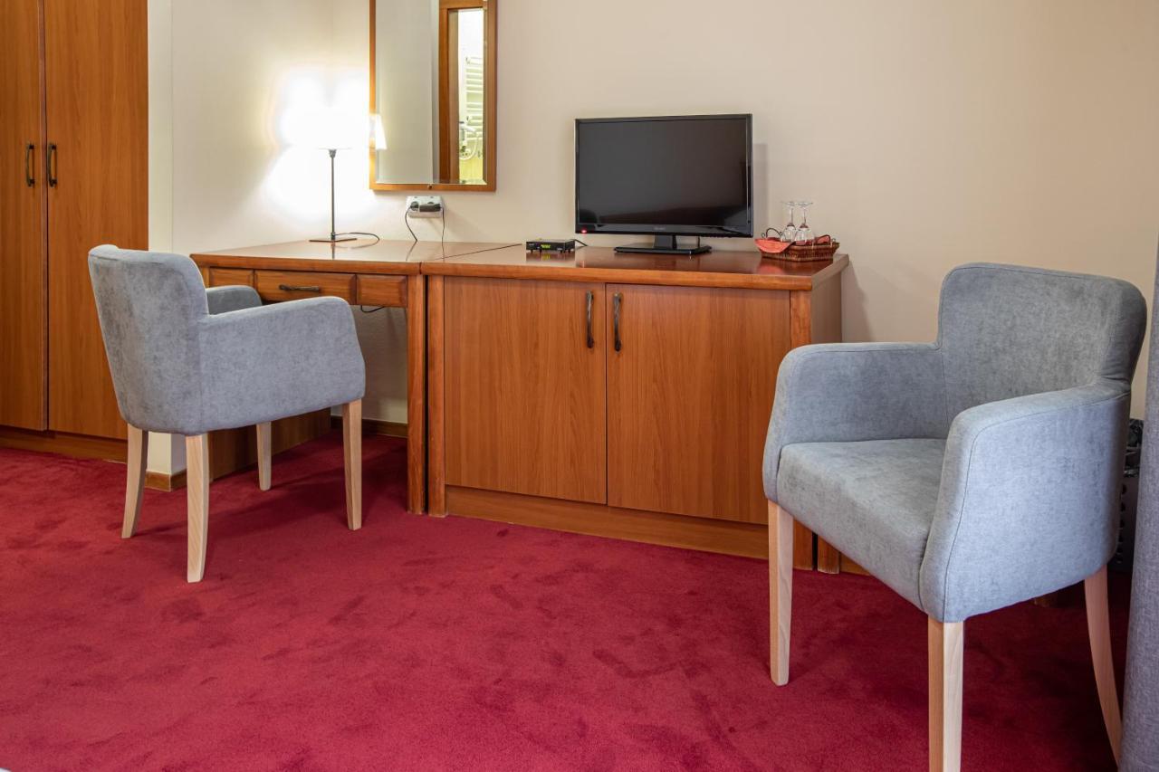 Hotel Vila Lago Палич Екстериор снимка