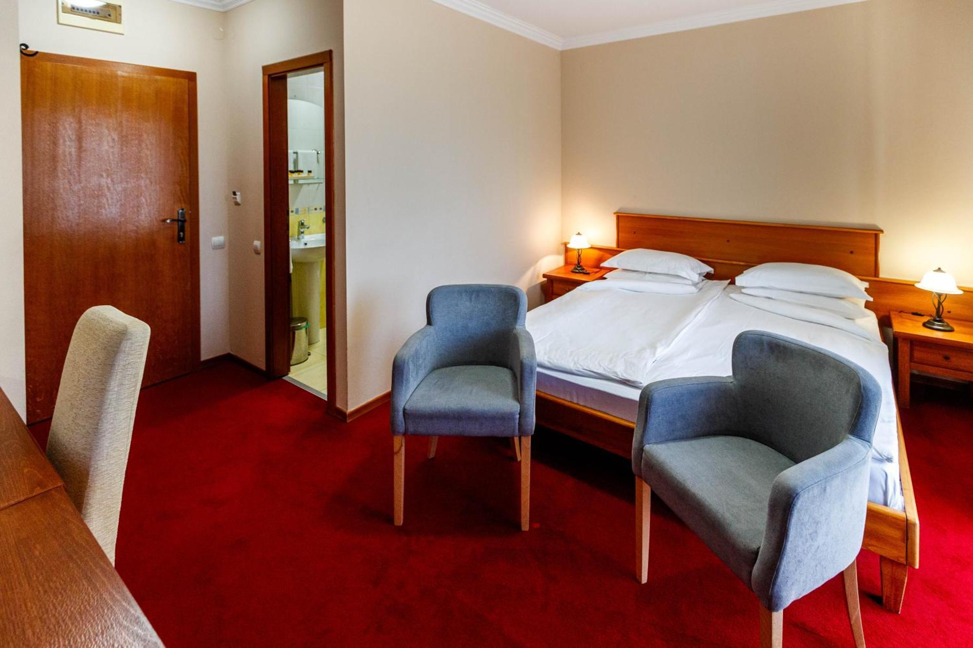 Hotel Vila Lago Палич Екстериор снимка