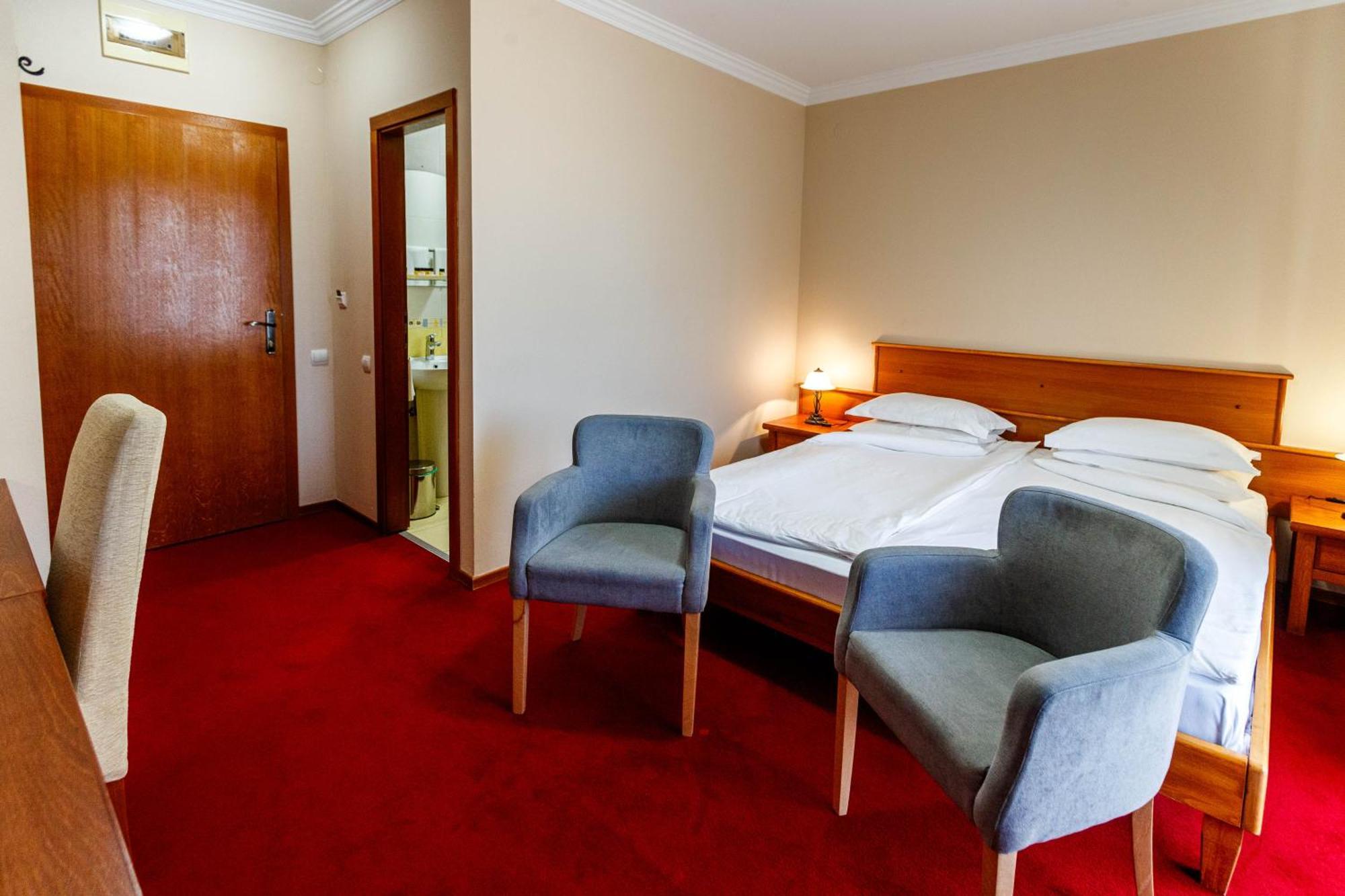Hotel Vila Lago Палич Екстериор снимка