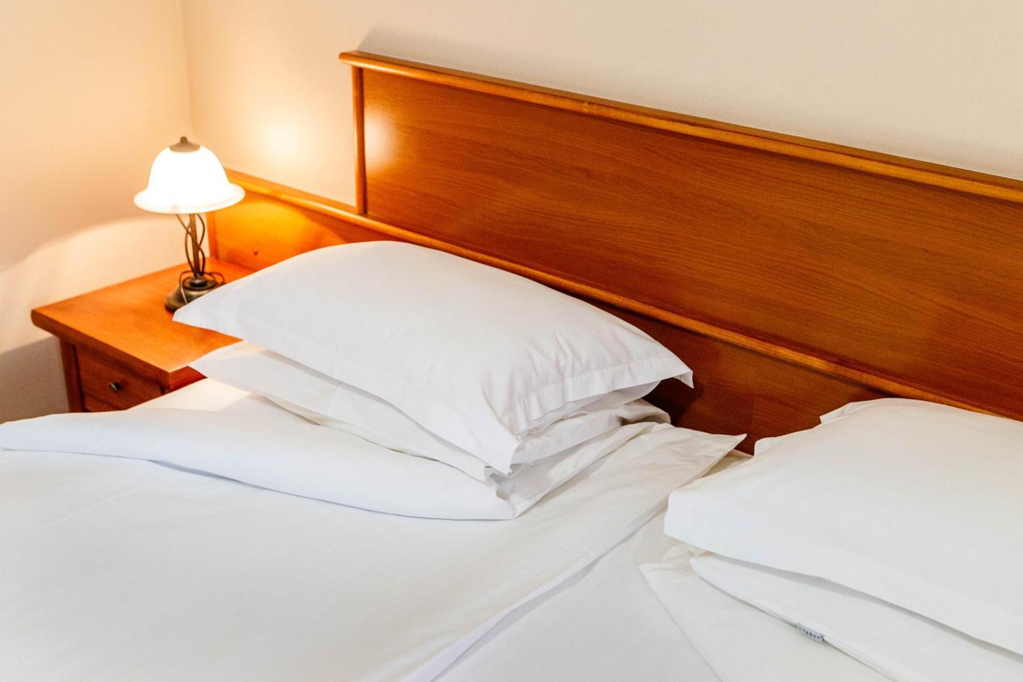 Hotel Vila Lago Палич Екстериор снимка